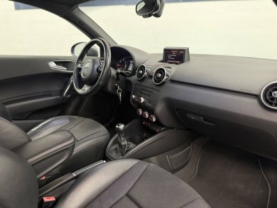Audi A1 20 TDI 143ch S line 2012 entretien complet   - 14