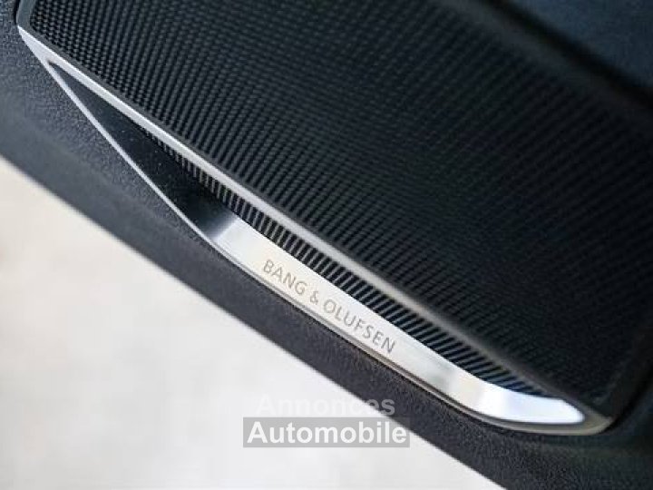 Audi RS Q3 RSQ3 Sportback 25 TFSI MATRIX B&O CAM CARBON - 16