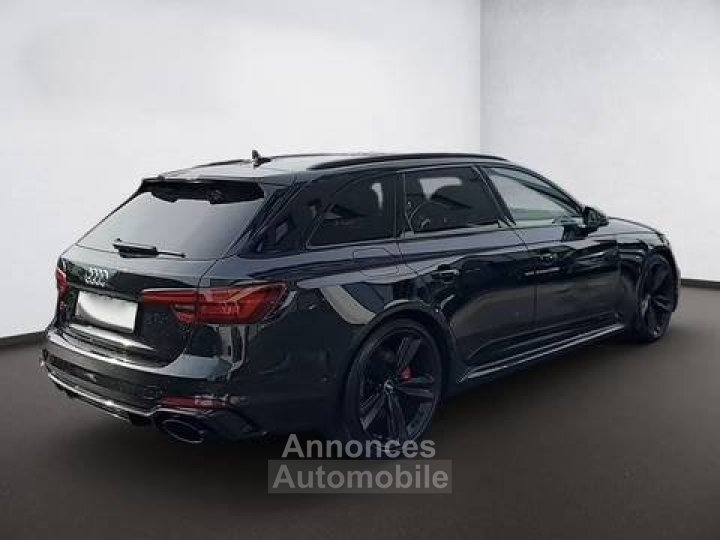 Audi RS4 RS 4 Avant quattro *B&O*HUD*PANO*BLACKSTYLE*MATR - 3
