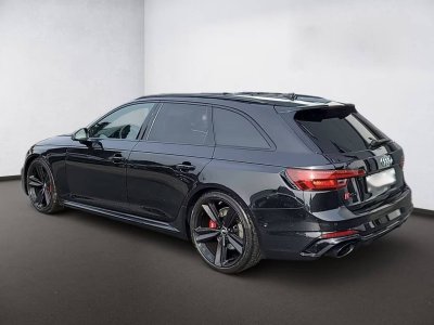 Audi RS4 RS 4 Avant quattro *B&O*HUD*PANO*BLACKSTYLE*MATR   - 4