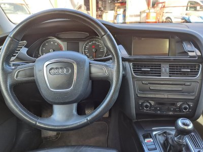 Audi A4 S&eacute;rie 3 18 TFSi 160 cv   - 5