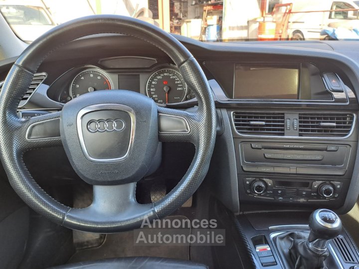 Audi A4 S&eacute;rie 3 18 TFSi 160 cv - 5
