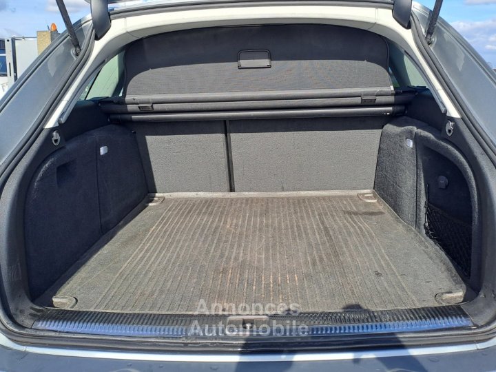 Audi A4 S&eacute;rie 3 18 TFSi 160 cv - 11