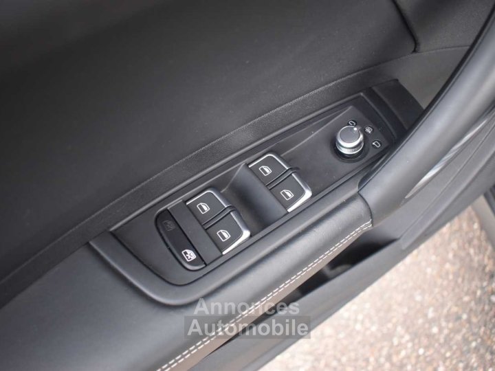 Audi S1 Sportback Bucket seats Nappa Leather 1st Owner - 24