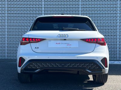 Audi A3 Sportback TFSI Mild Hybrid 116 S tronic 7 S line   - 3