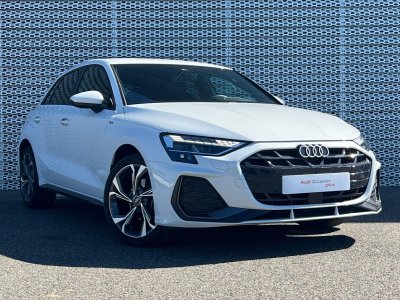 Audi A3 Sportback TFSI Mild Hybrid 116 S tronic 7 S line   - 5