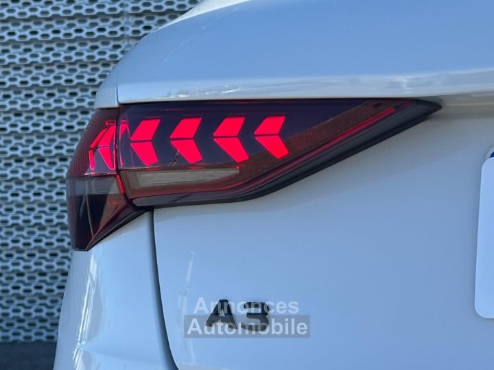 Audi A3 Sportback TFSI Mild Hybrid 116 S tronic 7 S line - 29