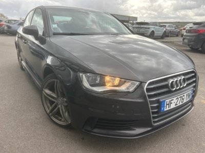 Audi A3 Berline 16 TDI ultra 110 Attraction   - 3