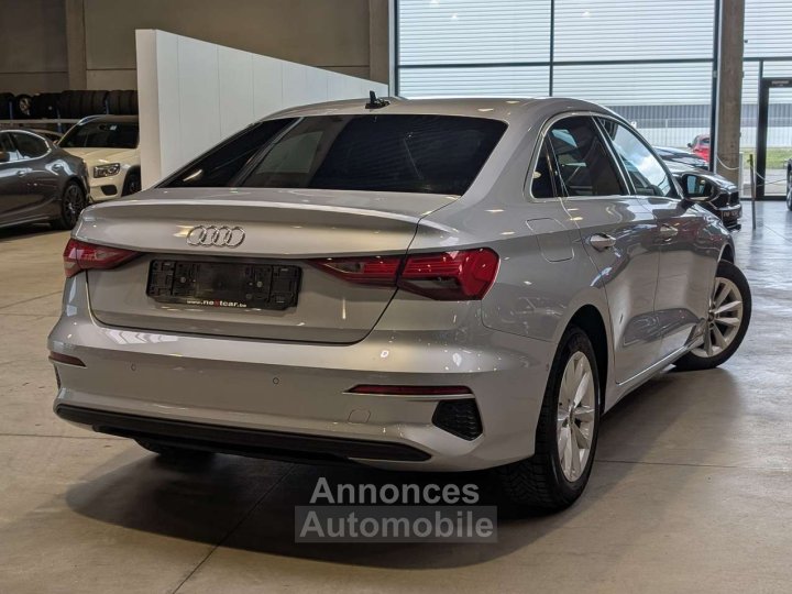 Audi A3 35TFSI Sedan Advanced - 3