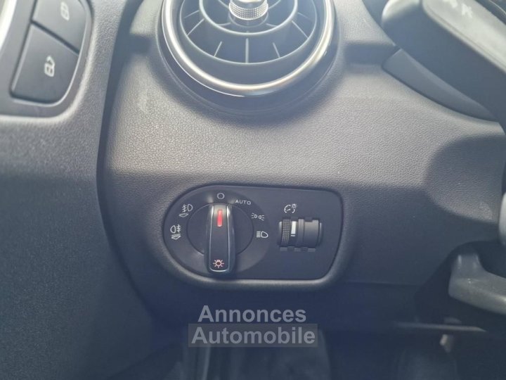 Audi A1 TFSI 125 AMBITION LUXE S-TRONIC - 23