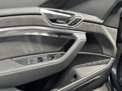 Audi e-tron SPORTBACK Sportback 55 quattro 408 ch S line   - 15