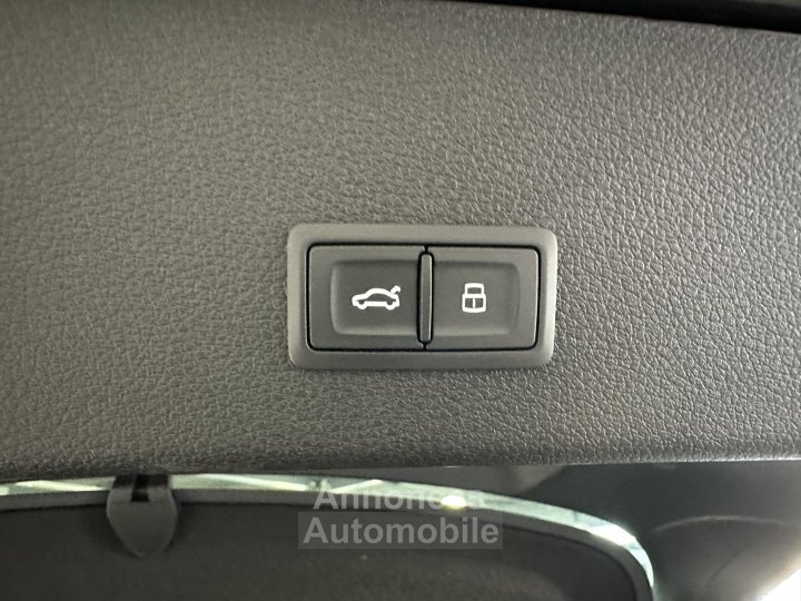 Audi e-tron SPORTBACK Sportback 55 quattro 408 ch S line - 18