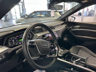 Audi e-tron SPORTBACK Sportback 55 quattro 408 ch S line   - 21