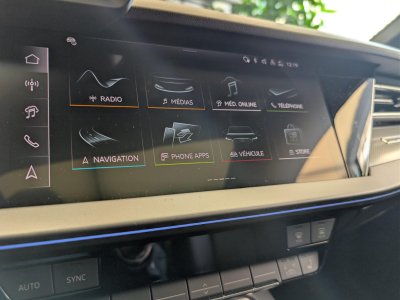 Audi A3 Sportback TFSI e Hybride rechargeable 204 S tronic 6 S line   - 43