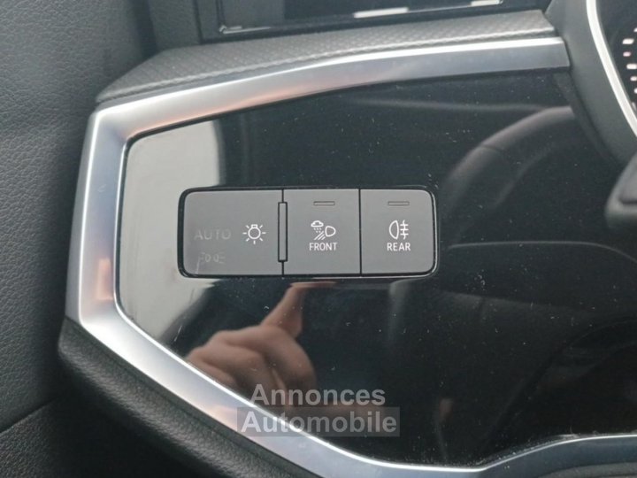 Audi Q3 Sportback 35 TFSI 150 ch S tronic 7 S line - 18