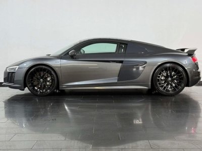 Audi R8 V10 Plus 52 FSI 610 S tronic 7 Quattro   - 8