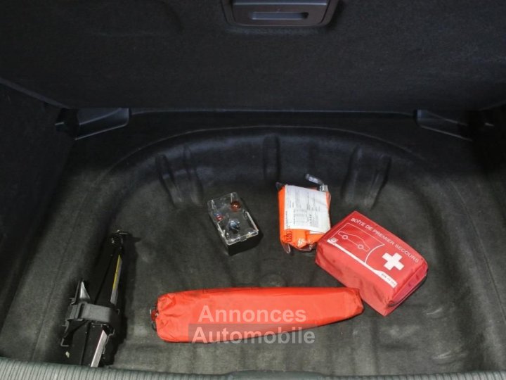 Audi A3 Berline 35 TFSI CoD 150 S tronic 7 Sport 4P 1ere Main Garantie 12 Mois - 16