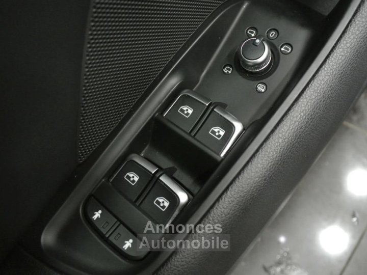 Audi A3 Berline 35 TFSI CoD 150 S tronic 7 Sport 4P 1ere Main Garantie 12 Mois - 17