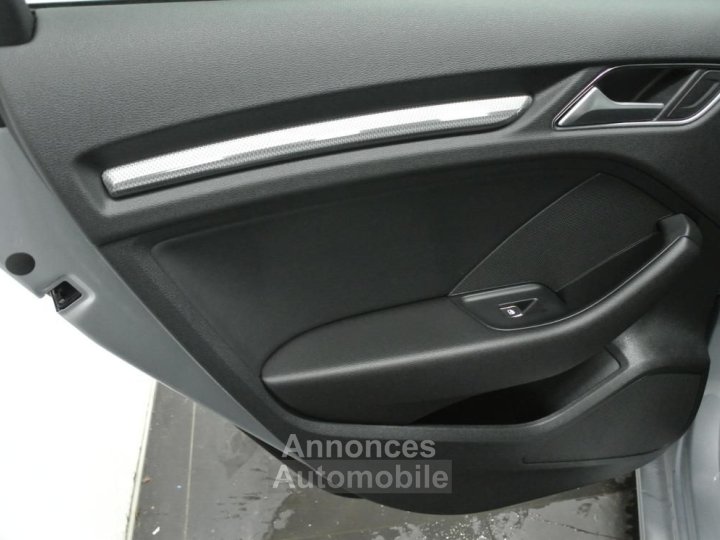 Audi A3 Berline 35 TFSI CoD 150 S tronic 7 Sport 4P 1ere Main Garantie 12 Mois - 24