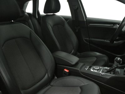 Audi A3 Berline 35 TFSI CoD 150 S tronic 7 Sport 4P 1ere Main Garantie 12 Mois   - 32