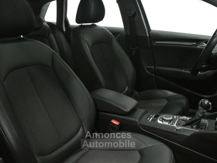 Audi A3 Berline 35 TFSI CoD 150 S tronic 7 Sport 4P 1ere Main Garantie 12 Mois - 32