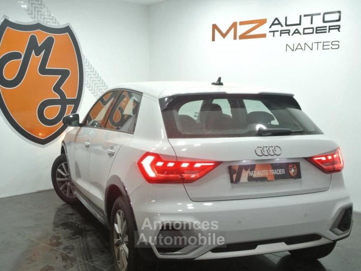 Audi A1 CITYCARVER 30 TFSI 110 ch S tronic 7 Design Garantie 12 mois - 4