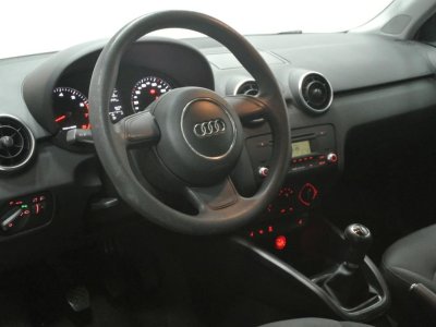 Audi A1 12 TFSI 86 Garantie 12 mois Radar recule Siege chauffant + Retro 3p   - 5