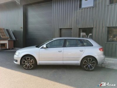 Audi A3 SPORTBACK 18 TFSI 160 AMBITION LUXE CUIR REGULATEUR CARPLAY   - 2