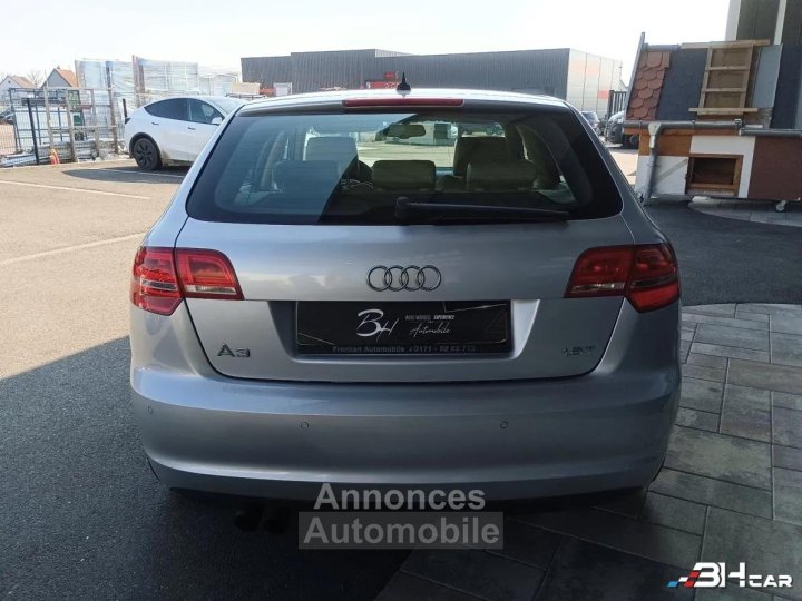 Audi A3 SPORTBACK 18 TFSI 160 AMBITION LUXE CUIR REGULATEUR CARPLAY - 4
