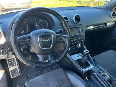Audi A3 20 TDI 140cv S LINE   - 30