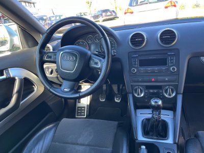 Audi A3 20 TDI 140cv S LINE   - 26