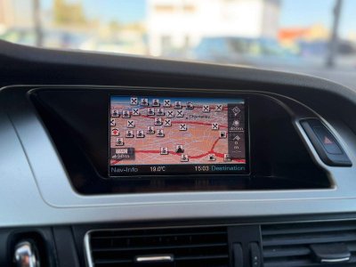 Audi A4 AVANT 20 TDI 170 DPF Ambiente   - 11