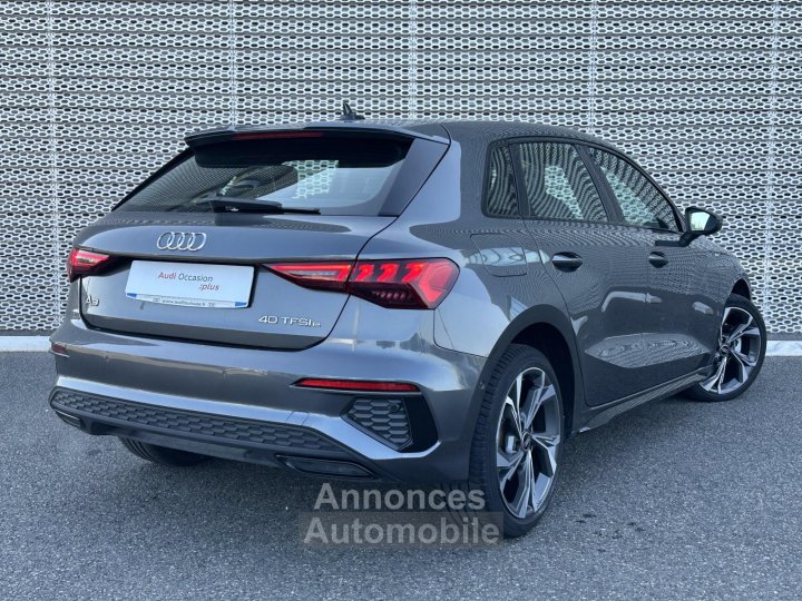 Audi A3 Sportback 40 TFSIe 204 S tronic 6 S Line - 4