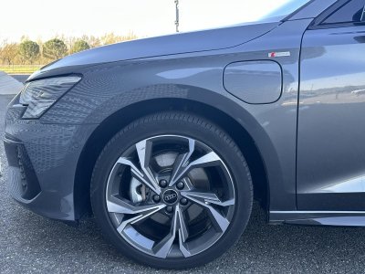Audi A3 Sportback 40 TFSIe 204 S tronic 6 S Line   - 38