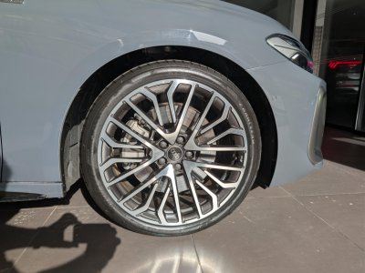 Audi A5 AVANT Avant e-hybrid 299 ch S tronic 7 Quattro S line   - 8