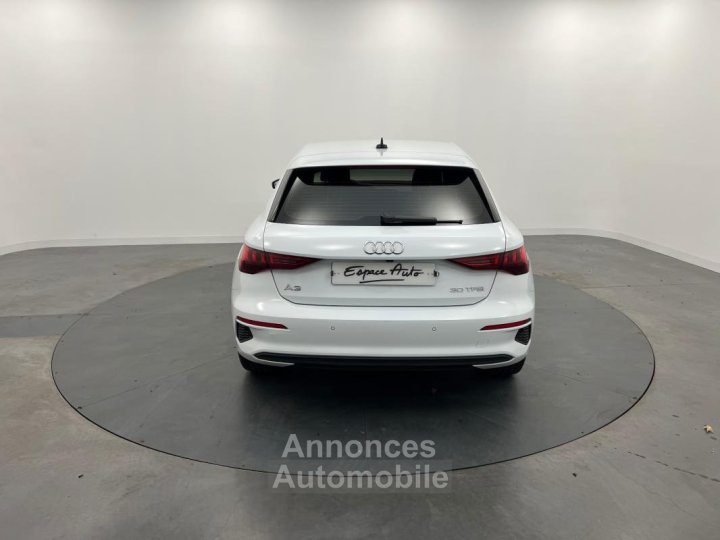 Audi A3 Sportback 30 TFSI Mild Hybrid 110 S tronic 7 Business line - 4