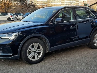 Audi Q3 15 35 tfsi s tronic 7 business line mhev 150ch   - 3