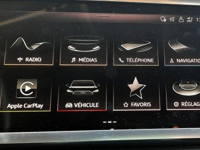 Audi Q3 15 35 tfsi s tronic 7 business line mhev 150ch   - 21