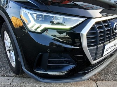 Audi Q3 15 35 tfsi s tronic 7 business line mhev 150ch   - 28