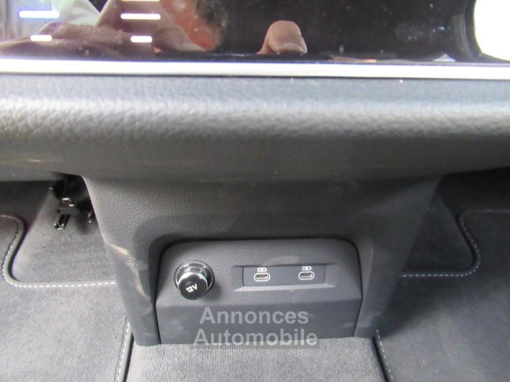 Audi Q8 E-tron 55 E-TRON sport SLINE Crédit possible sur 60 mois - 16