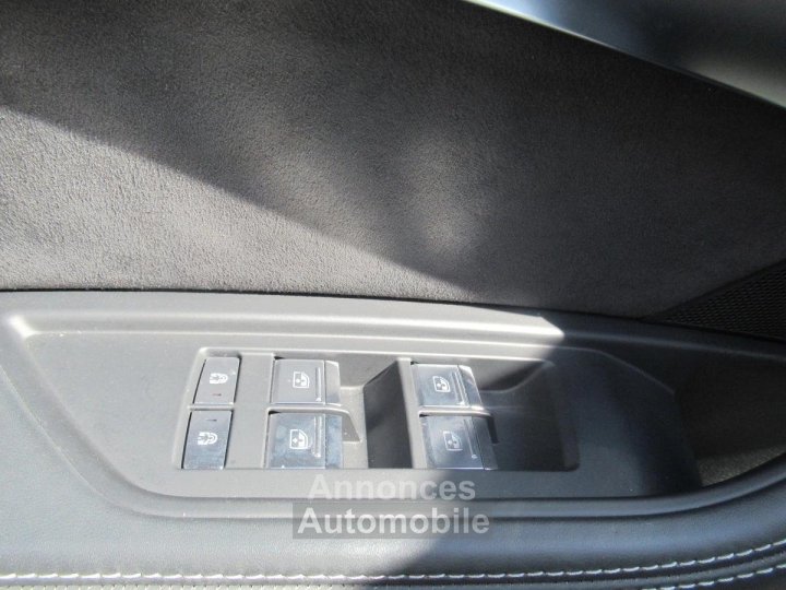 Audi Q8 E-tron 55 E-TRON sport SLINE Crédit possible sur 60 mois - 18