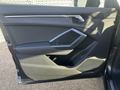 Audi Q3 35 TDI 150 ch S tronic 7 S line plus   - 12