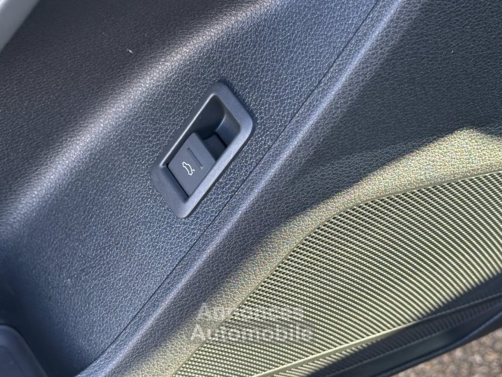 Audi Q3 35 TDI 150 ch S tronic 7 S line plus - 13