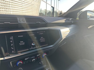 Audi Q3 35 TDI 150 ch S tronic 7 S line plus   - 26