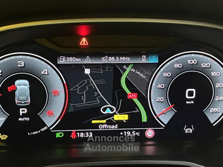 Audi Q3 DIESEL S LINE 20 35 TDI - 150CV - BVA 7  S-tronic Garantie - 6