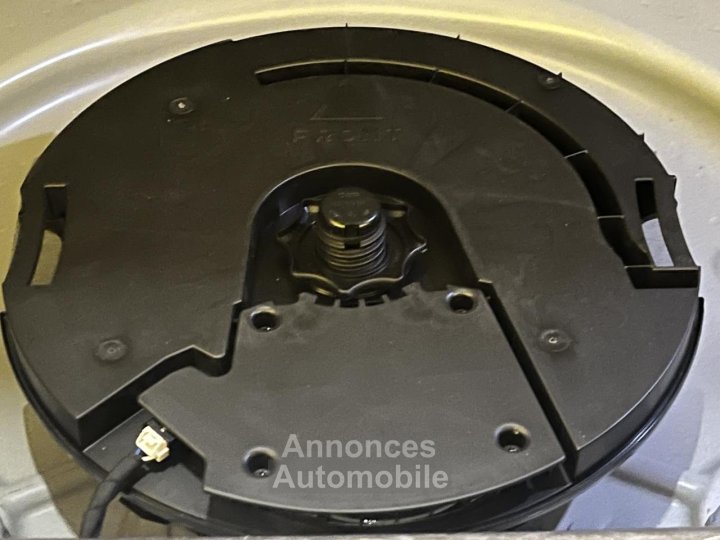 Audi Q3 DIESEL S LINE 20 35 TDI - 150CV - BVA 7  S-tronic Garantie - 15