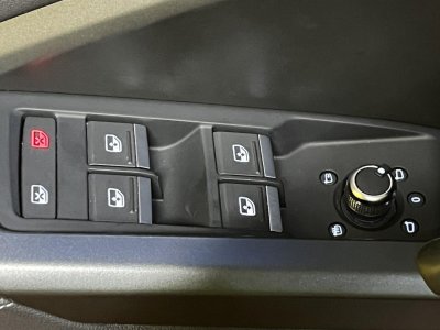 Audi Q3 DIESEL S LINE 20 35 TDI - 150CV - BVA 7  S-tronic Garantie   - 17