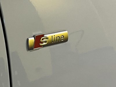 Audi Q3 DIESEL S LINE 20 35 TDI - 150CV - BVA 7  S-tronic Garantie   - 29