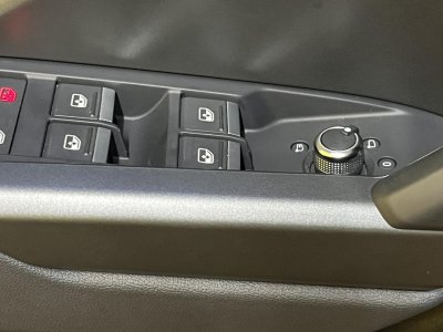 Audi Q3 DIESEL S LINE 20 35 TDI - 150CV - BVA 7  S-tronic Garantie   - 46