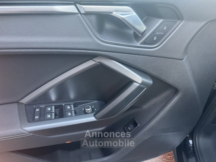 Audi Q3 35 TFSI 150CH MILD HYBRID S LINE S TRONIC 7 - 16
